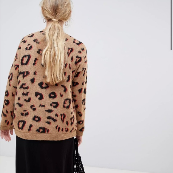 ASOS Chunky Cardigan in Leopard - Picture 3 of 10